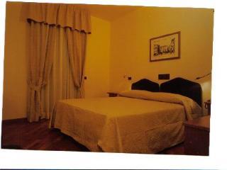 Hotel Il Cigno Perugia Bagian luar foto