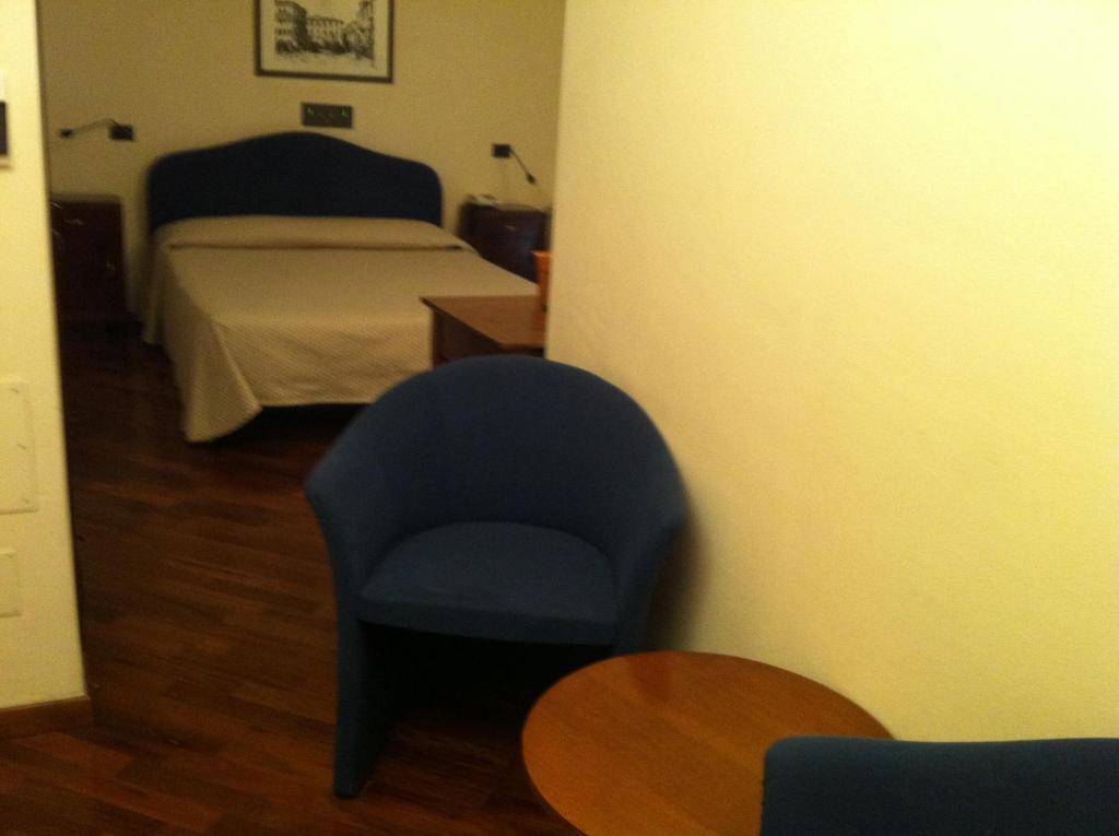 Hotel Il Cigno Perugia Bagian luar foto