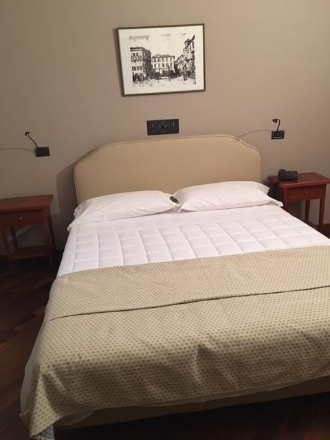Hotel Il Cigno Perugia Bagian luar foto